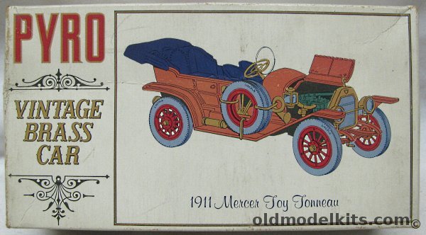 Pyro 1/32 1911 Mercer Toy Tonneau  - Bagged, C460 plastic model kit